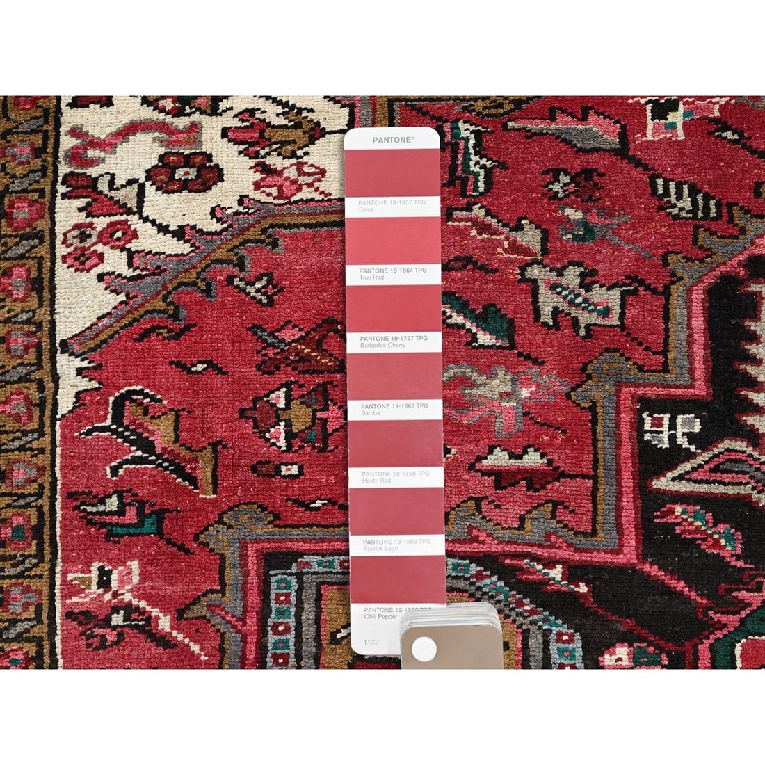 Imperial Red, Pure Wool, Hand Knotted, Semi Antique Persian Heriz Rug - 7