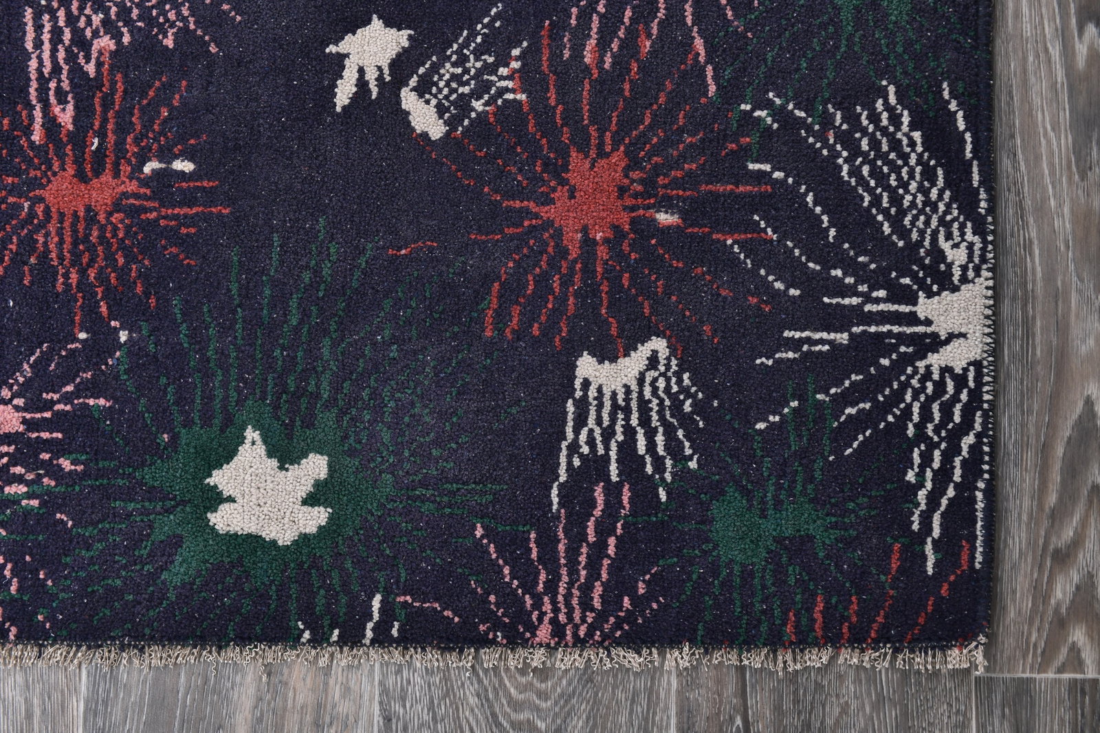 2'7'' x 7'0'' Handmade Vintage Wool Rug - 244060 - 10