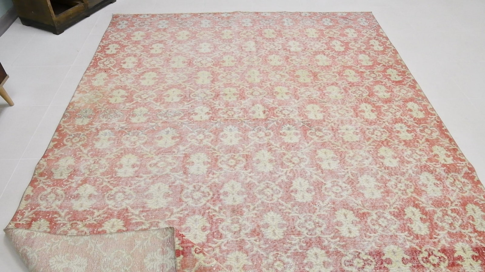6'9'' x 11'0'' Turkish Vintage Runner Rug - 20294 - 17