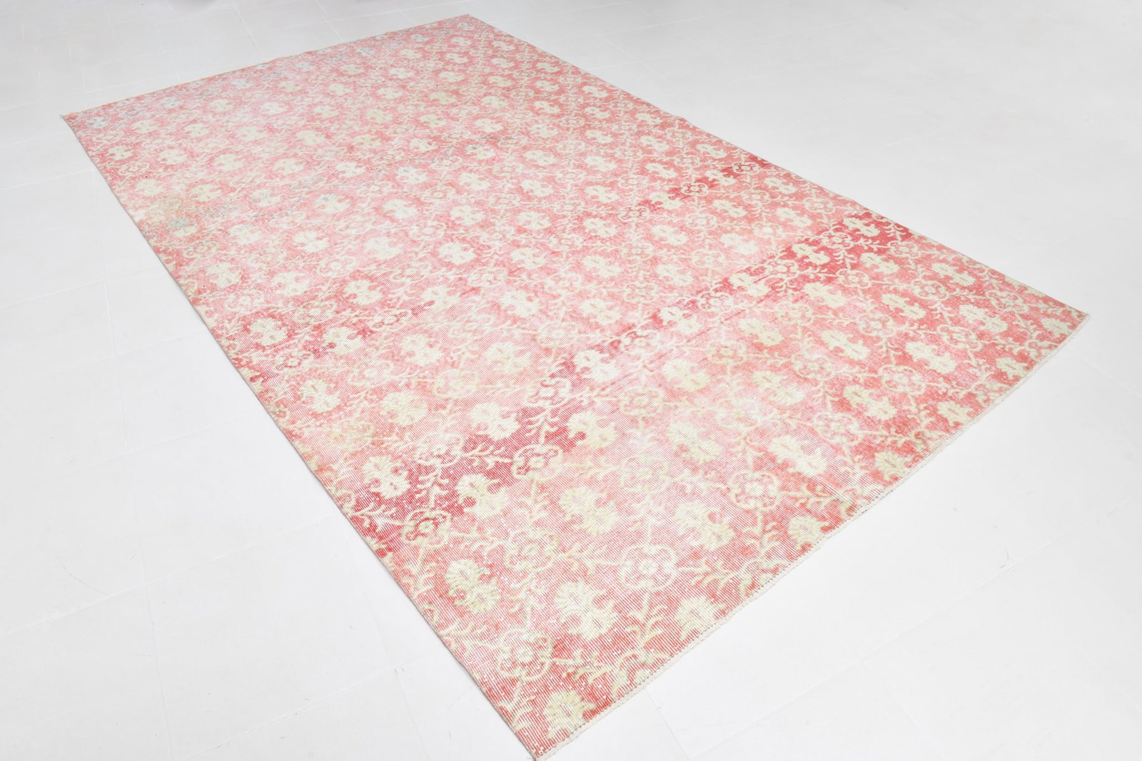 6'9'' x 11'0'' Turkish Vintage Runner Rug - 20294 - 20