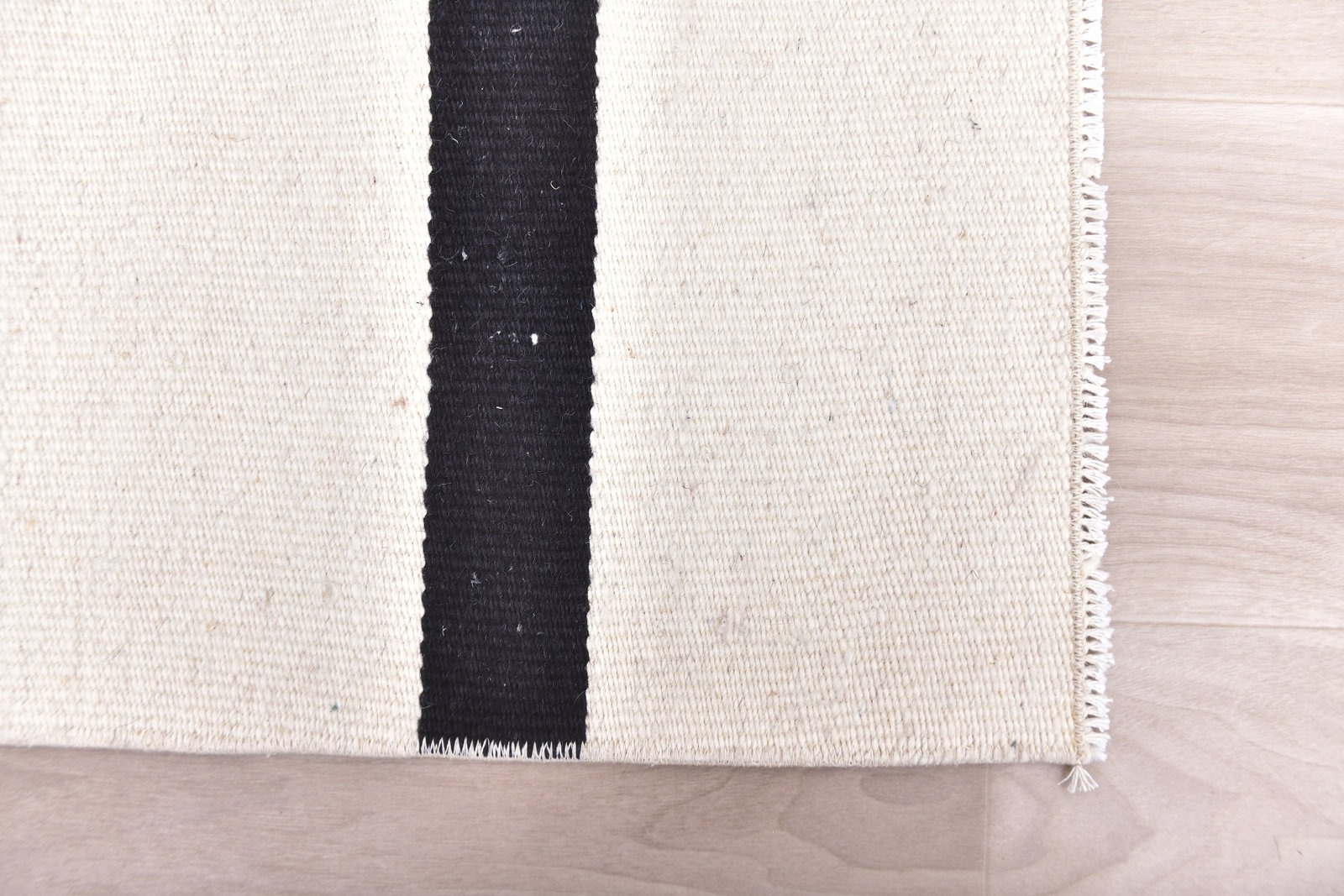 2'1'' x 6'7'' Handmade Vintage Wool Rug - 240089 - 10