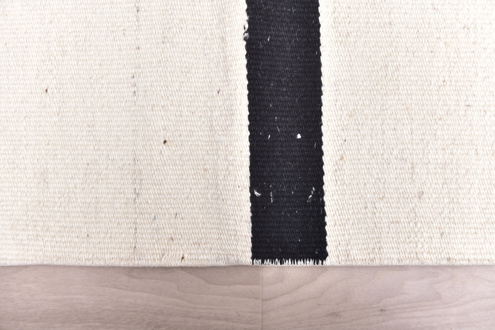2'1'' x 6'7'' Handmade Vintage Wool Rug - 240089 - 9