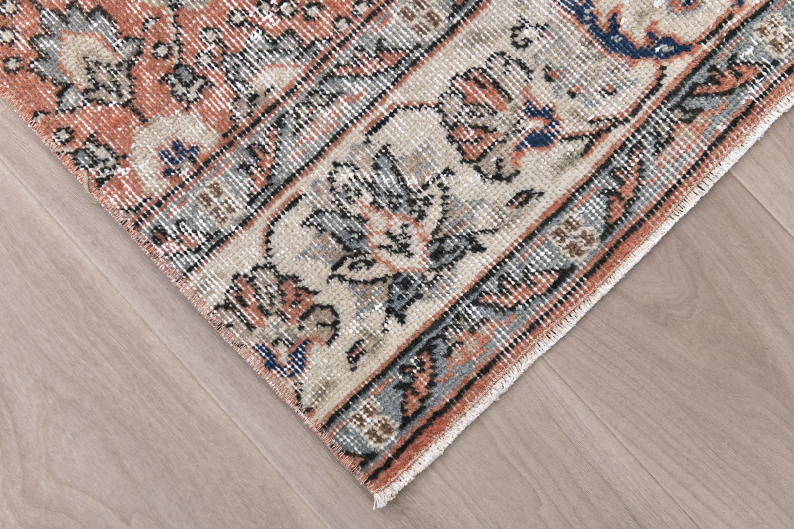 2'7'' x 9'3'' Handmade Vintage Wool Rug - 242348 - 7