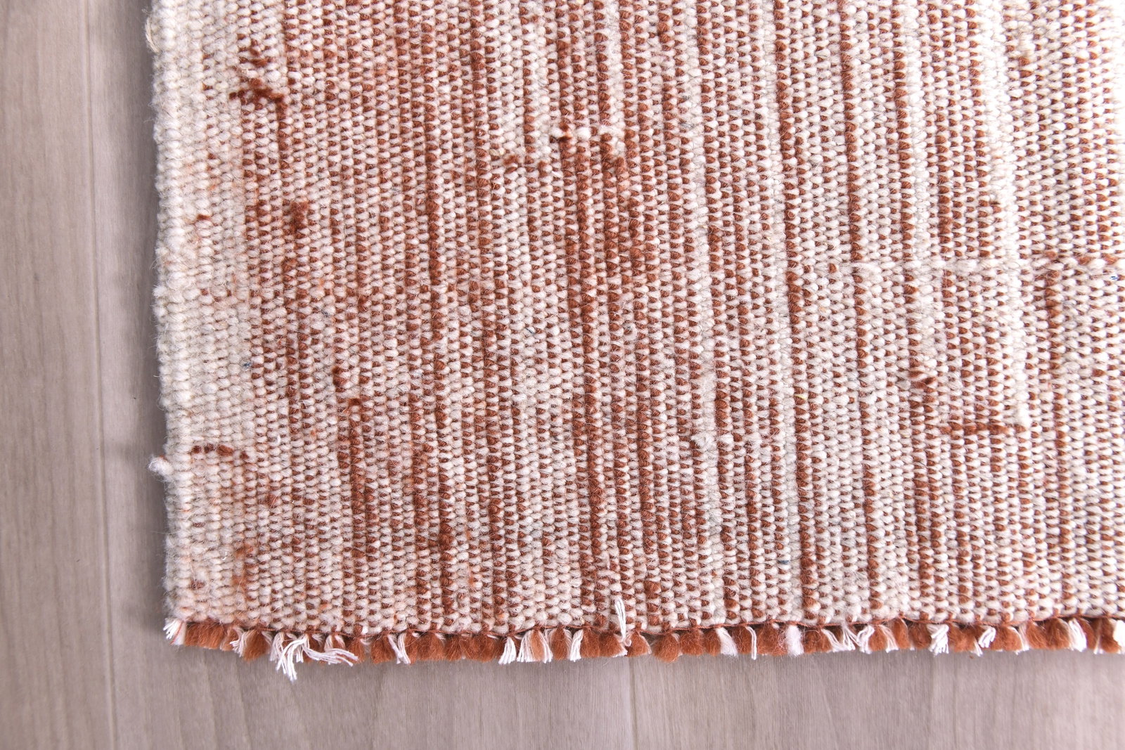 2'0'' x 3'3'' Handmade Vintage Wool Rug - 240622 - 8