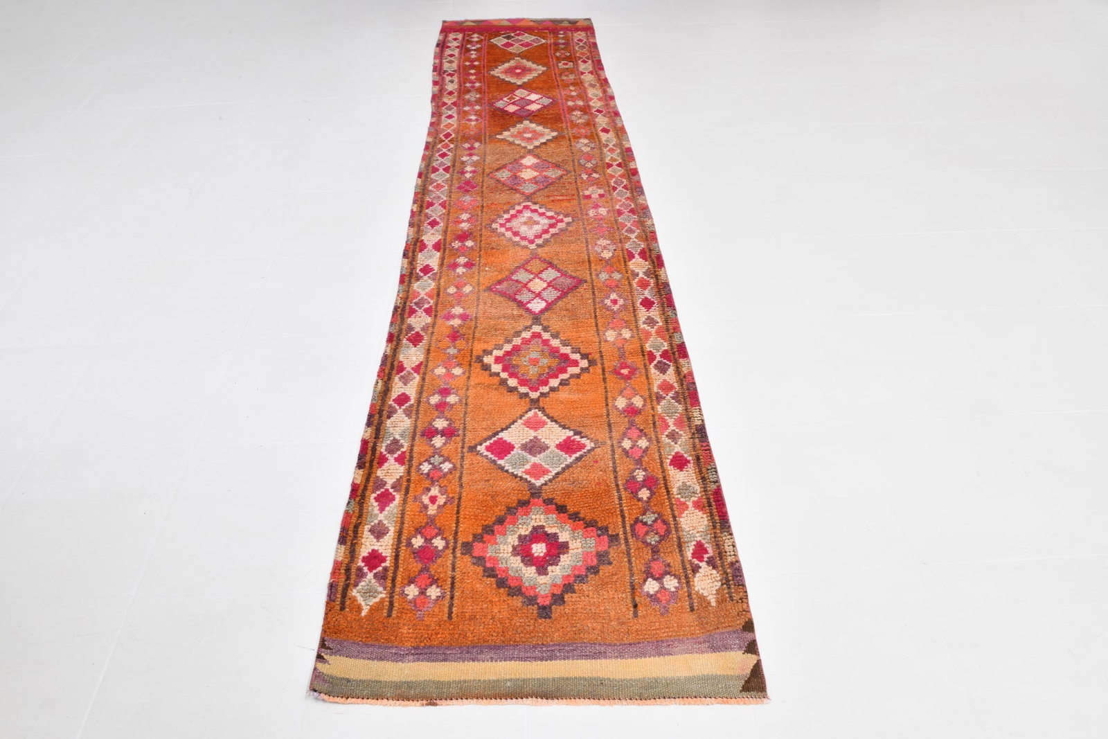 2'8'' x 11'8'' Turkish Vintage Runner Rug - 17726 - 16