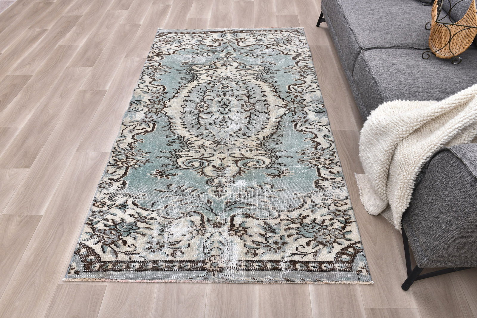 4'1'' x 7'1'' Handmade Vintage Wool Rug - 242352 - 3