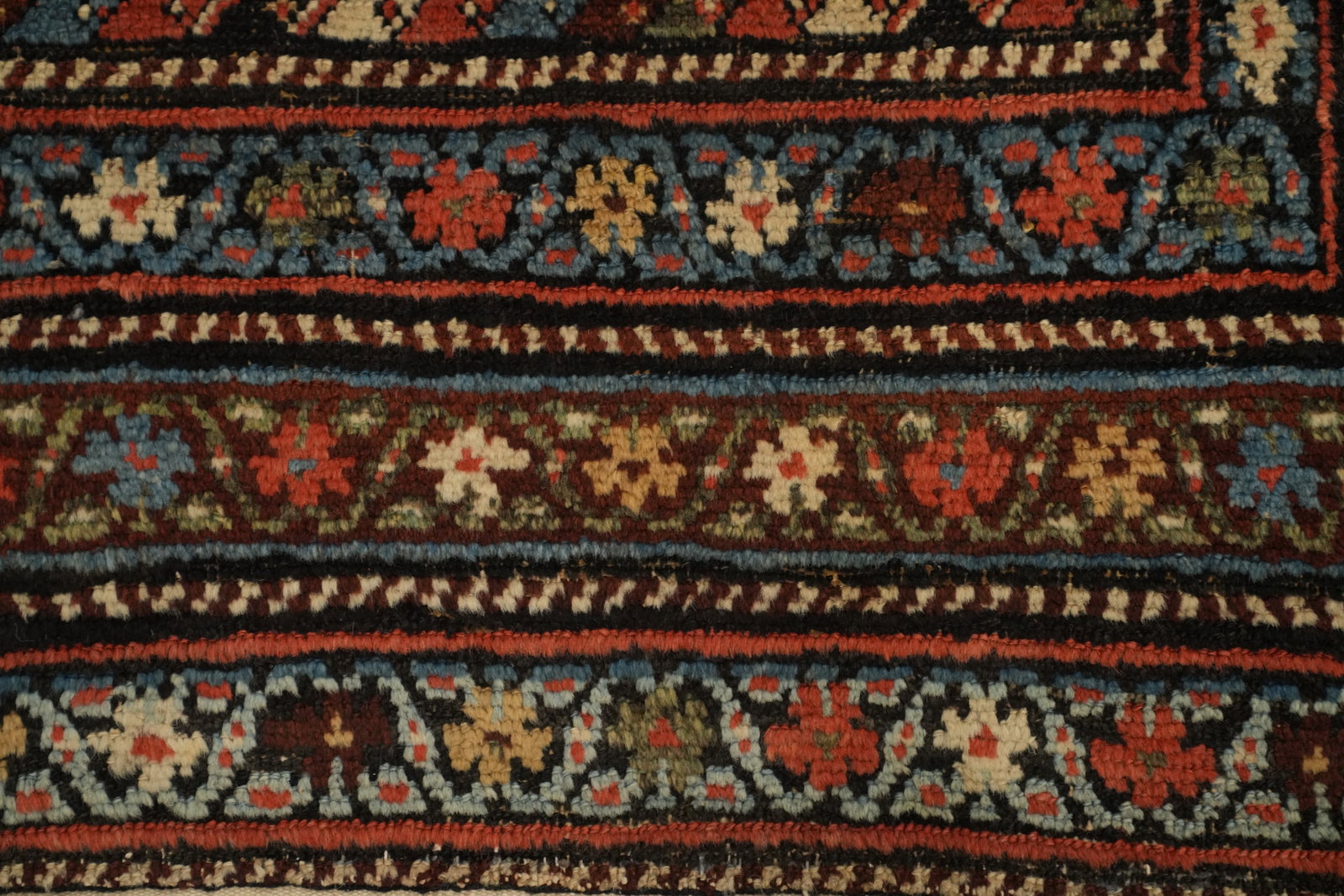 Pre-1900 Antique Vegetable Dye Bakhtiari Persian Rug 5x9 - 5
