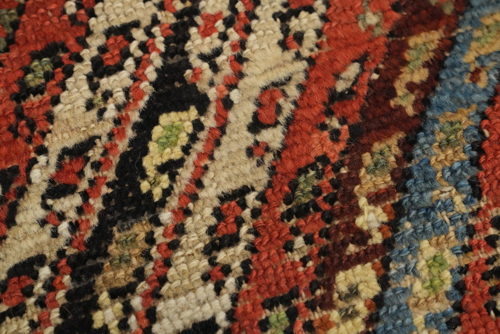 Pre-1900 Antique Vegetable Dye Bakhtiari Persian Rug 5x9 - 8