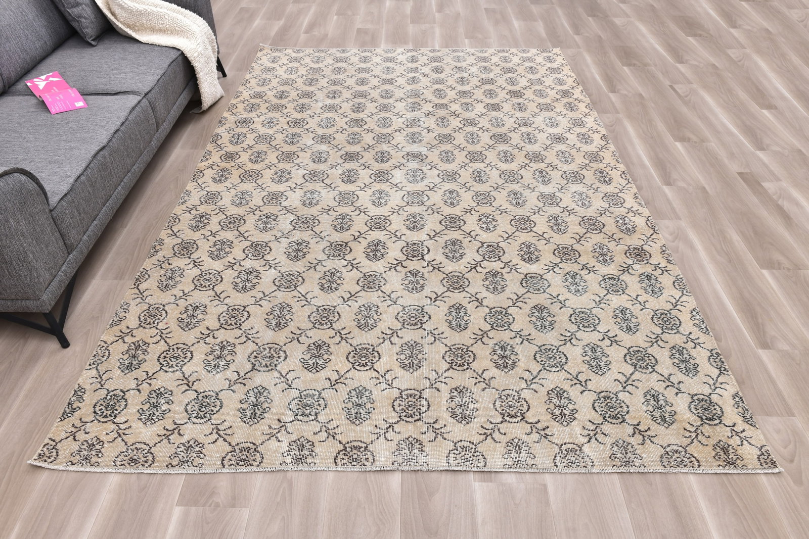 6'10'' x 10'3'' Handmade Vintage Wool Rug - 242355 - 3