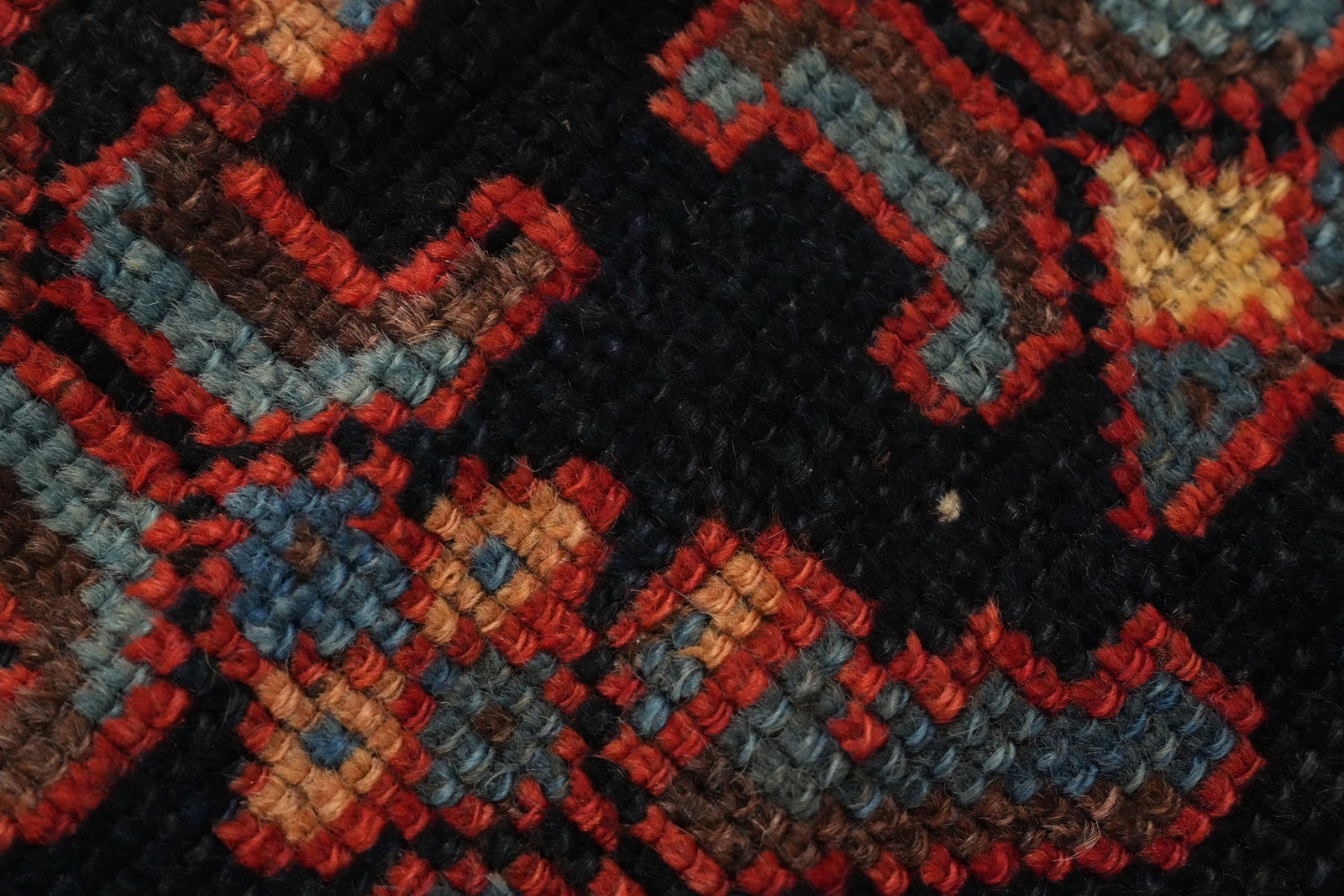 Pre-1900 Antique Vegetable Dye Qashqai Persian Area Rug 5x9 - 10