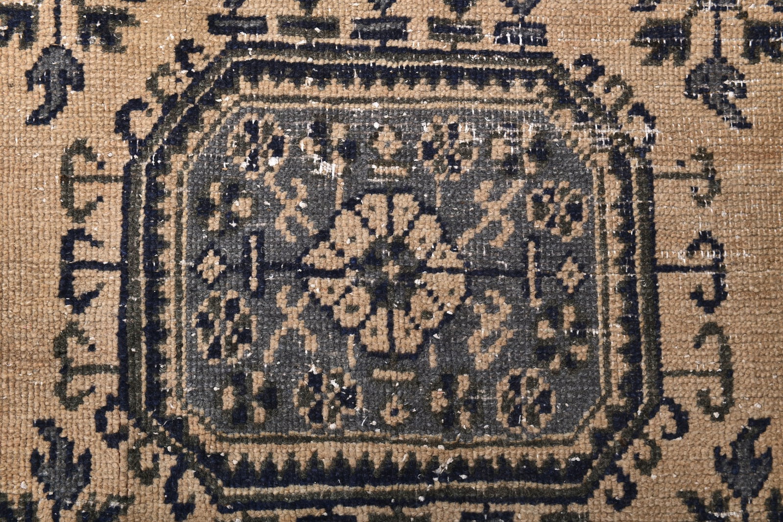 2'5'' x 7'8'' Handmade Vintage Wool Rug - 243938 - 5