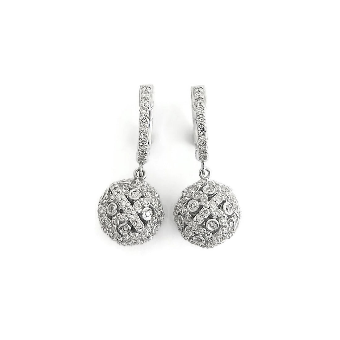 Pave Diamond Filigree Ball Dangle Drop Earrings 14K White Gold, 1 Inch, 1.20 CTW: Pave Diamond Filigree Ball Dangle Drop Earrings 14K White Gold, 1 Inch, 1.20 CTW These are beautiful earrings! Please let us know if you have any questions. Diamonds: round brilliant cuts, 1.20 ctw, H