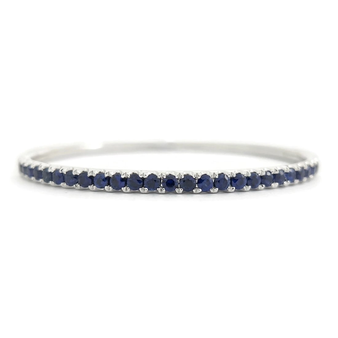 Blue Sapphire Gemstone Bangle Bracelet 14K White Gold, 2.20 CTW: Blue Sapphire Gemstone Bangle Bracelet 14K White Gold, 2.20 CTW This is such a gorgeous bracelet! Please let us know if you have any questions. Gemstones: 25 round blue sapphires, 2.20 ctw Metal: 14K 