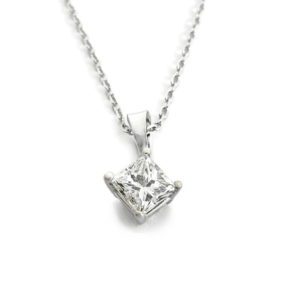 Princess Solitaire Diamond Pendant Necklace 14K White Gold, .51 CT, 16 Inches: Princess Solitaire Diamond Pendant Necklace 14K White Gold, .51 CT, 16 Inches Make a statement with this beautiful necklace. Please let us know if you have any questions :) Diamond: 1 princess cut, .5