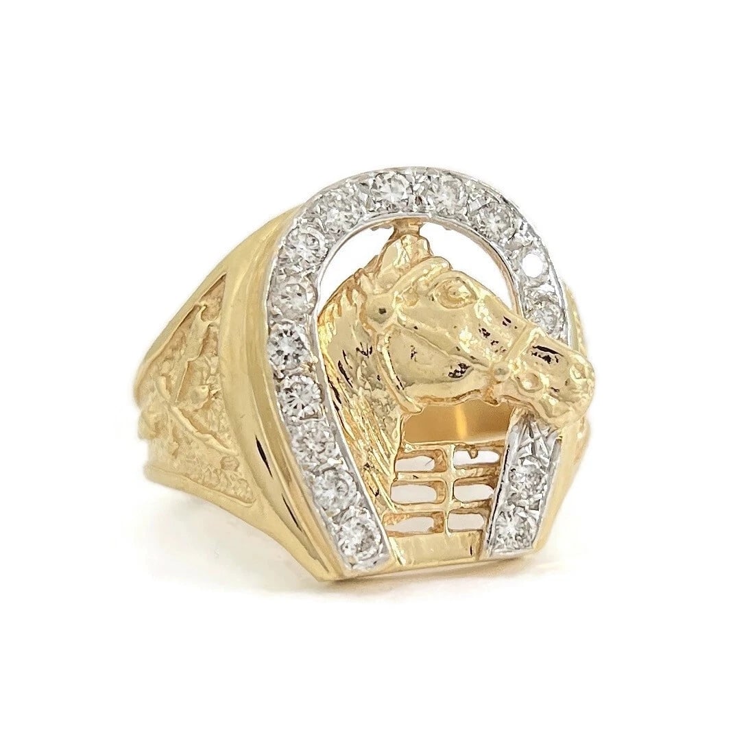 Vintage 1950's Men's Diamond Horse Horseshoe Ring 14K Yellow Gold, 11.10 Grams: Vintage 1950's Men's Diamond Horse Horseshoe Ring 14K Yellow Gold, 11.10 Grams This is a lucky vintage ring. Please let us know if you have any questions. Circa: 1950's Diamonds: 15 round brilliant