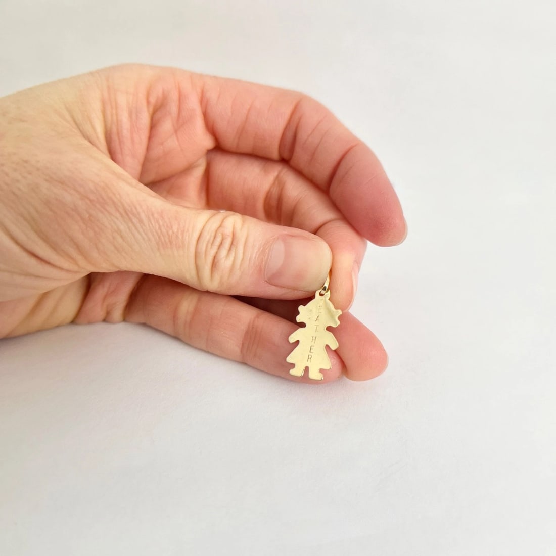 Vintage 1980's Heather Girl Name Charm Pendant 14K Yellow Gold, .51 Grams - 2