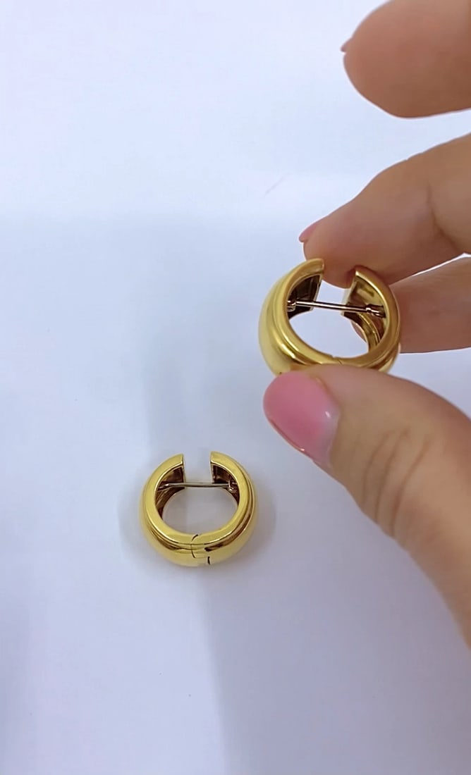 Tiffany & Co. 18k Gold Huggie Hoop Earrings - 2