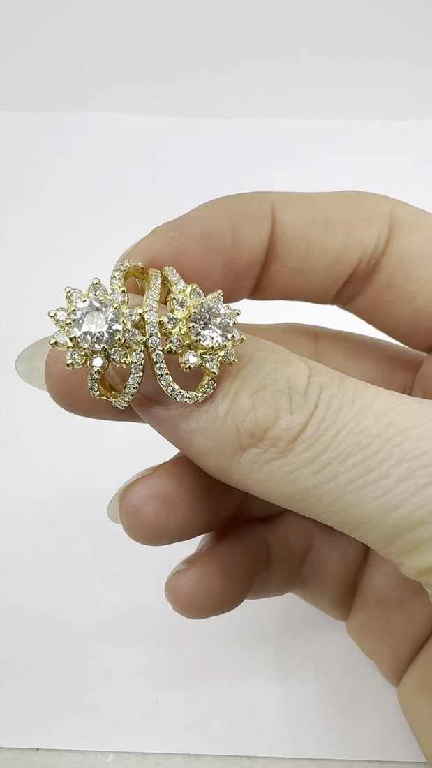 Vintage 18k Yellow Gold Diamond Floral Bypass Cocktail Ring - 2