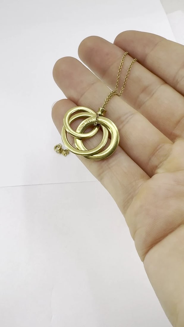 Tiffany & Co. 1837 Triple Interlocking Circles Pendant 18K Yellow Gold - 2