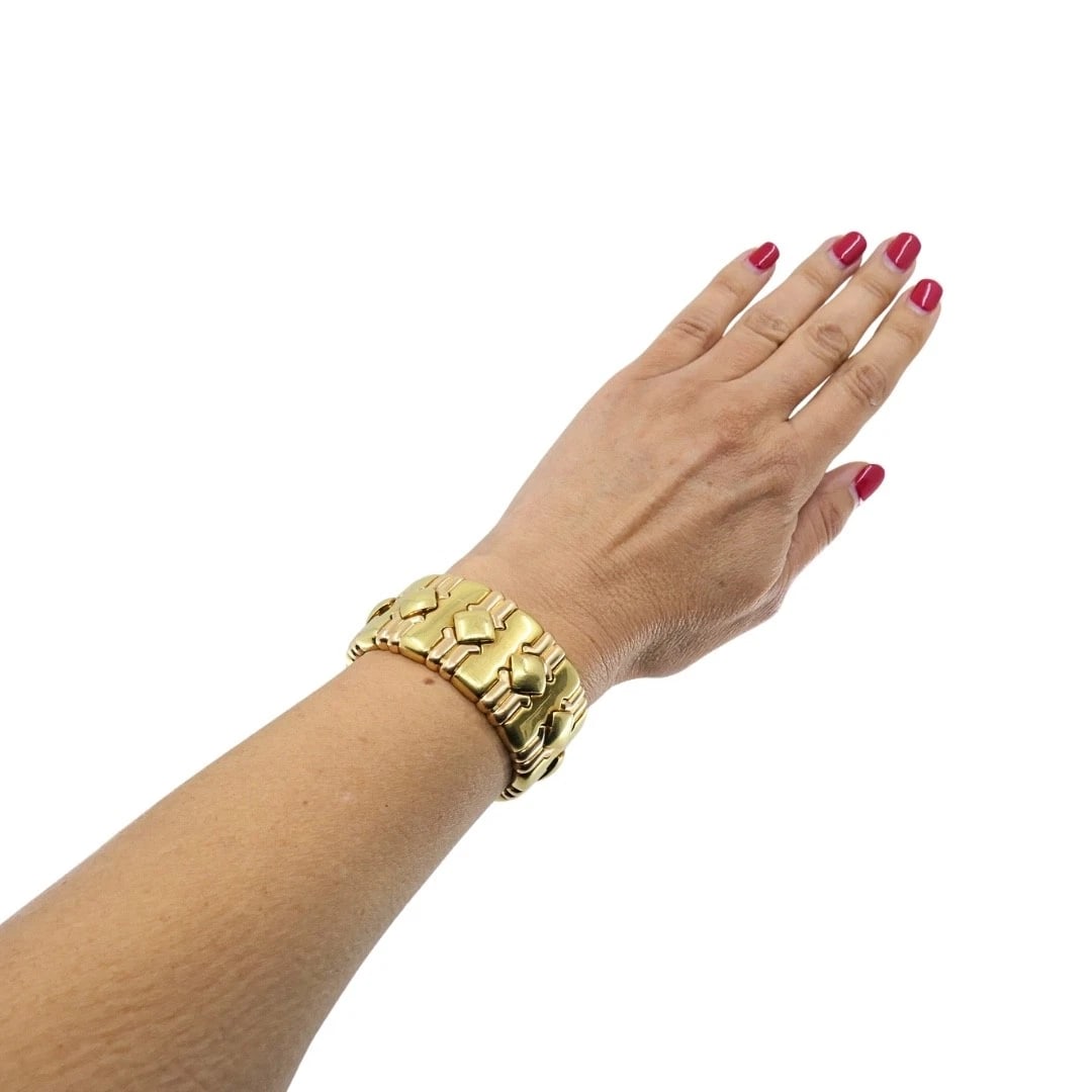 Chopard 18k Gold Multicolor Flexible Diamond PavÃ© Cuff Bracelet, 1970s - 6