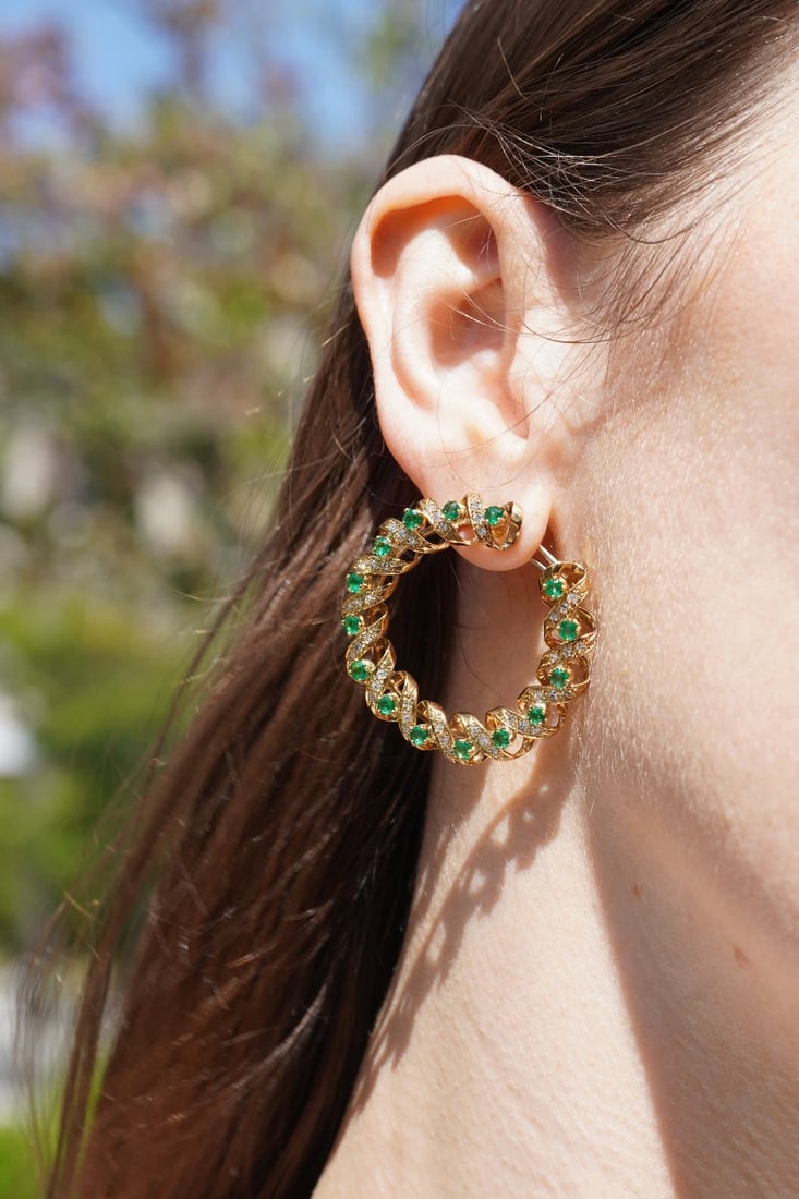 Vintage Asprey & Co. 18k Gold Diamond Emerald Circular Earrings - 16