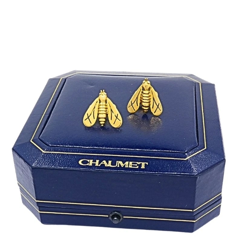 Chaumet 18k Gold Diamond Bee Earrings - 10