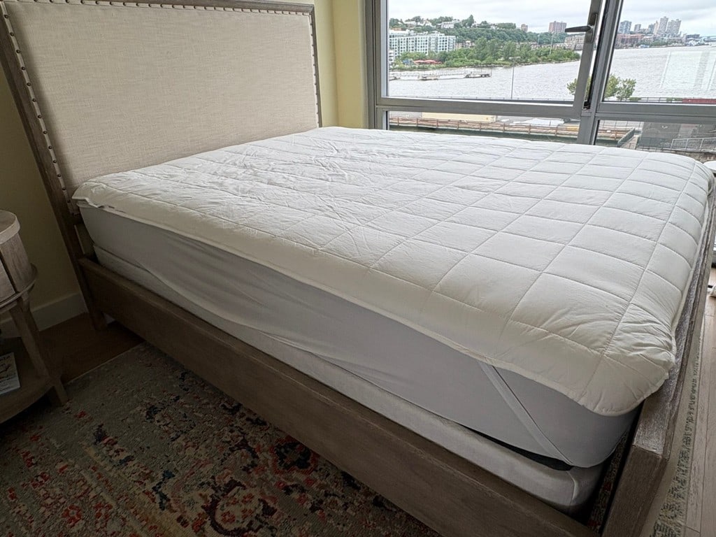 Queen-Size Upholstered and Nailhead Trim Bed Frame - 3