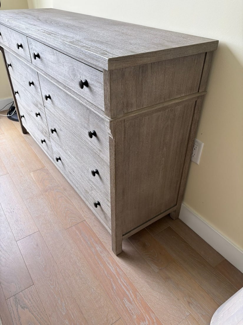 Contemporary Grey Washed Wooden Six-Drawer Dresser - 2