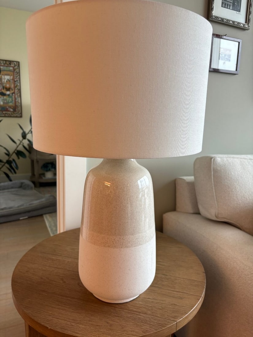 Contemporary Ceramic Table Lamp - 4