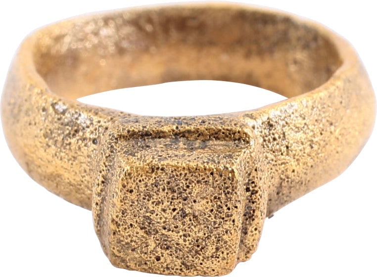 FINE ROMAN PROSTITUTE'S RING, C.100-300 AD, SIZE 2 3/4: Gilt bronze, size 2 ¾ for wear on the small finger between the first two joints, as was the custom. Deeply rounded face band, with the Roman nub on the bottom. 4.0mm width. Stepped cubical bezel 
