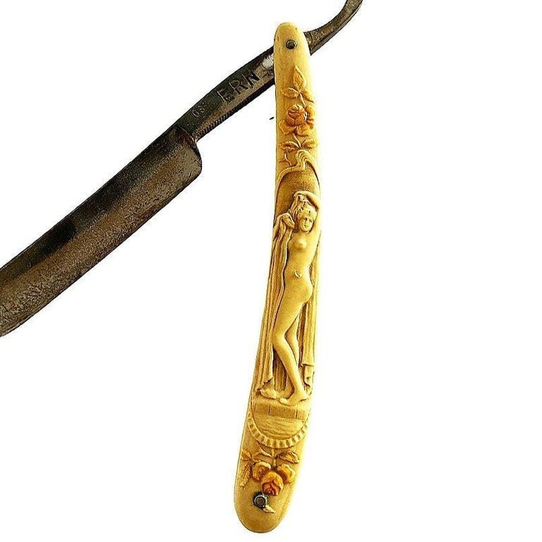 Rare figure Goddess Art Nouveau Celluloid Straight Razor by Ern. C. Friedr - 3