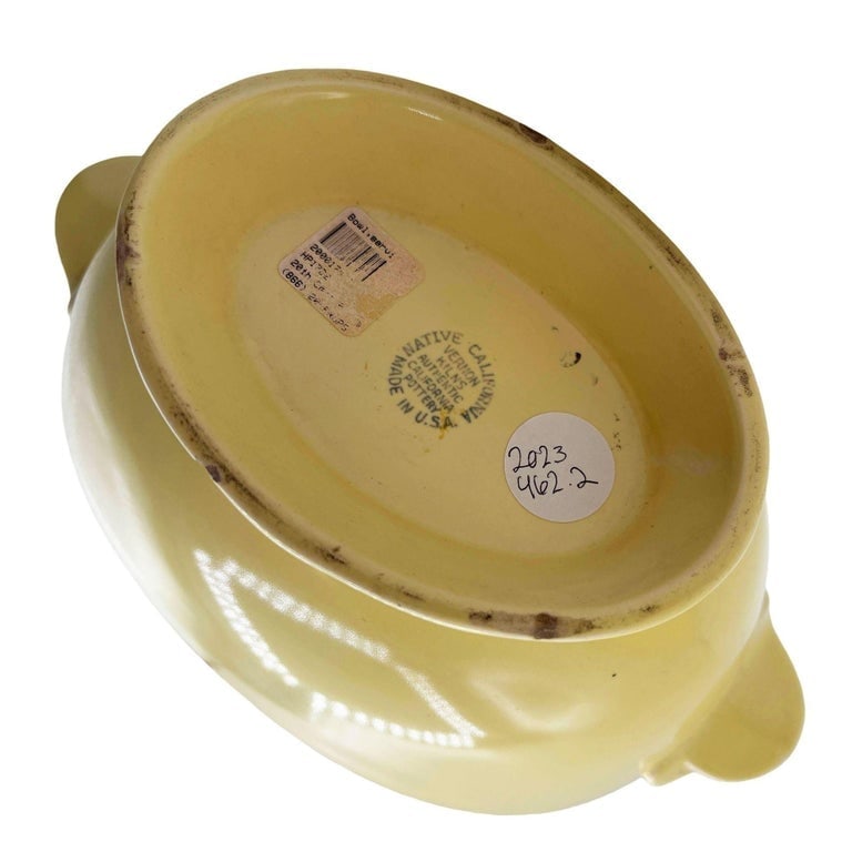 Mid-Century California Pottery Yellow Casserole Dish w/ Lid by Vernon Kilns - 11