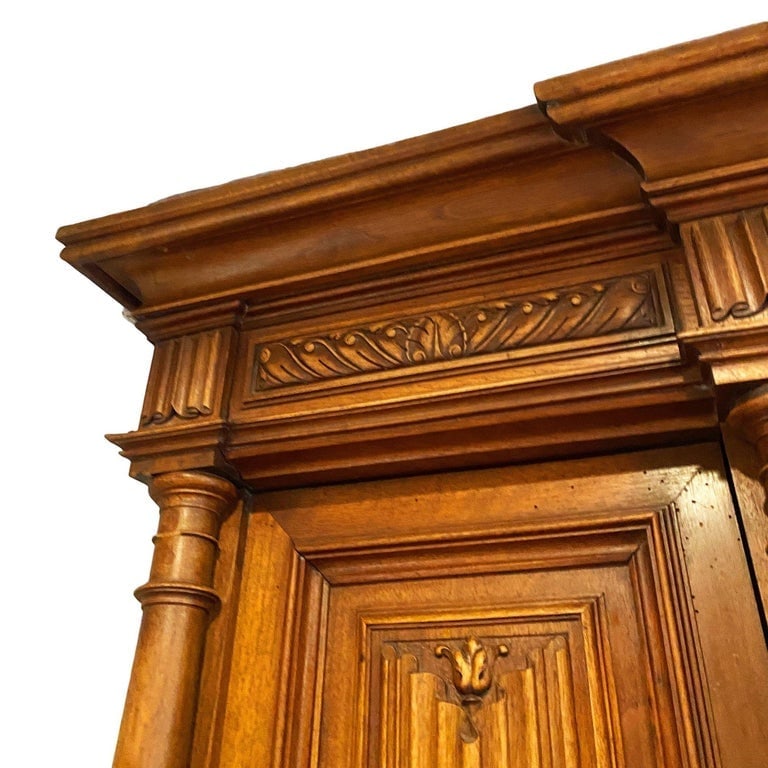 19th Century French Henry II Renaissance Carved Walnut Buffet Sideboard Cabinet - 9