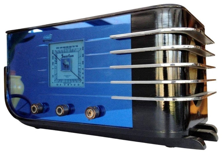 1936 Sparton Model 557 "Sled" Cobalt Glass Deco Radio by Walter Dorwin Teague - 3