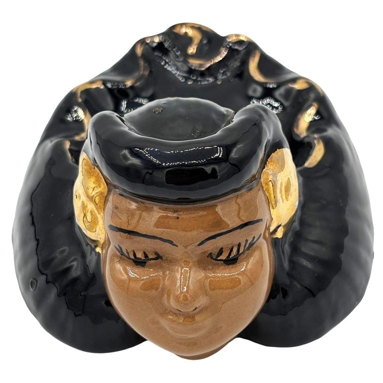 Mid-century Califoria Pottery Hula Girl Ashtray by Kaye of Hollywood - 3