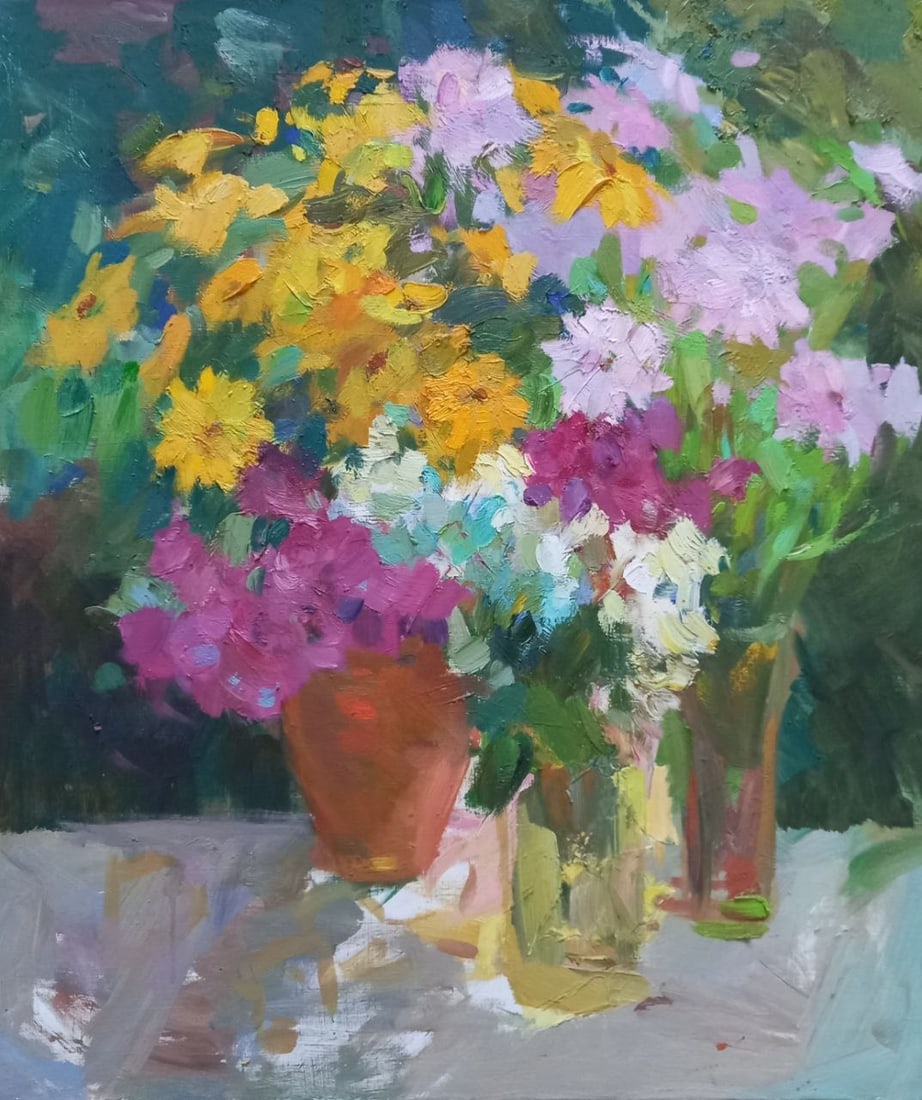 Oil painting Morning flowers Alex Ditriev: Title: Oil painting Morning flowers Alex Ditriev Description: 359AD Painter: Alex Ditriev S?ze: 56x65 cm/ 22.0x25.6 inches Components: oil, canvas Original painting from our collection ERA: Short info