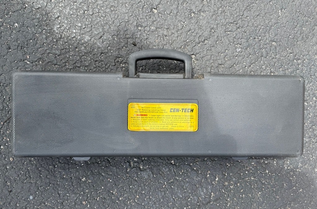 CEN-TECH 16" Laser Level with 360° Rotating Leveling Head, Model 90980 - 3