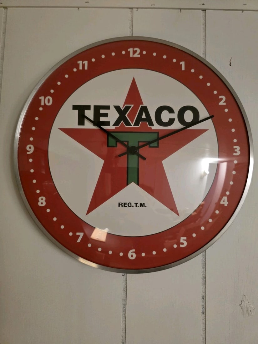 12" Round Texaco Gasoline Oil Wall Clock Sign - 5