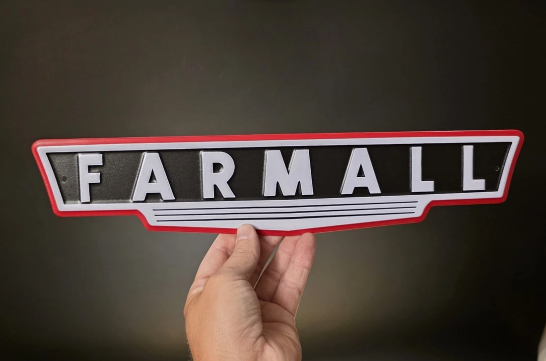 Metal Farmall Tractor Emblem Sign International Harvester Badge (1 of 7)