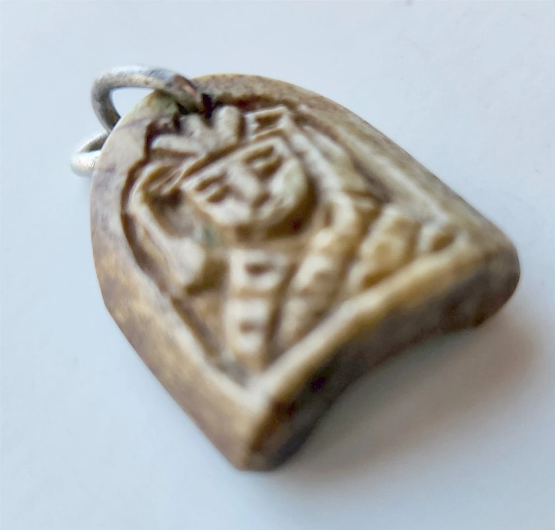 19th century CARVED HORN PENDANT w/ MAN'S FACE antique - 4