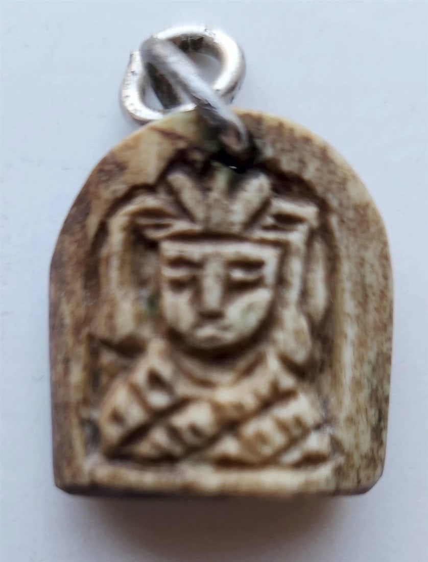 19th century CARVED HORN PENDANT w/ MAN'S FACE antique - 5