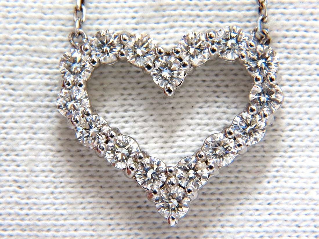 Heart Natural diamonds necklace 14kt g/vs 17 inch common prong+**: Title: Heart Natural diamonds necklace 14kt g/vs 17 inch common prong+** Description: Loves & Sparkles. 1.60ct. Natural diamonds heart necklace. Rounds, hand selected from finest parcels. Full cut