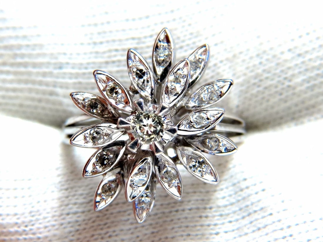 1.10ct natural Diamonds Profile Cluster Top 18kt ring Vintage Deco *v: Title: 1.10ct natural Diamonds Profile Cluster Top 18kt ring Vintage Deco *v Description: MAGNIFICENT JEWELS 1.10ct. Natural round diamonds cluster ring. Rounds & Single cut Brilliants G-color Vs-2