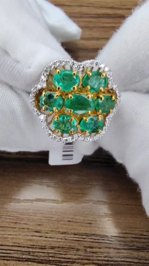 3.02ct Natural oval Emeralds diamond cocktail cluster ring 14kt G/Vs *v - 3