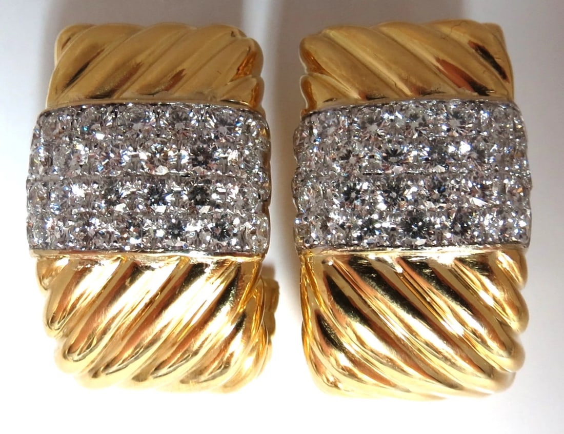 4.20Ct Natural Diamonds Candy Cane Twist Clip Earrings Three Dimensional 18K**: Title: 4.20Ct Natural Diamonds Candy Cane Twist Clip Earrings Three Dimensional 18K** Description: Three Dimensional Candy Cane Twist Clip Earrings. 4.26cts of natural round diamonds: F/G-color, Vs-2 