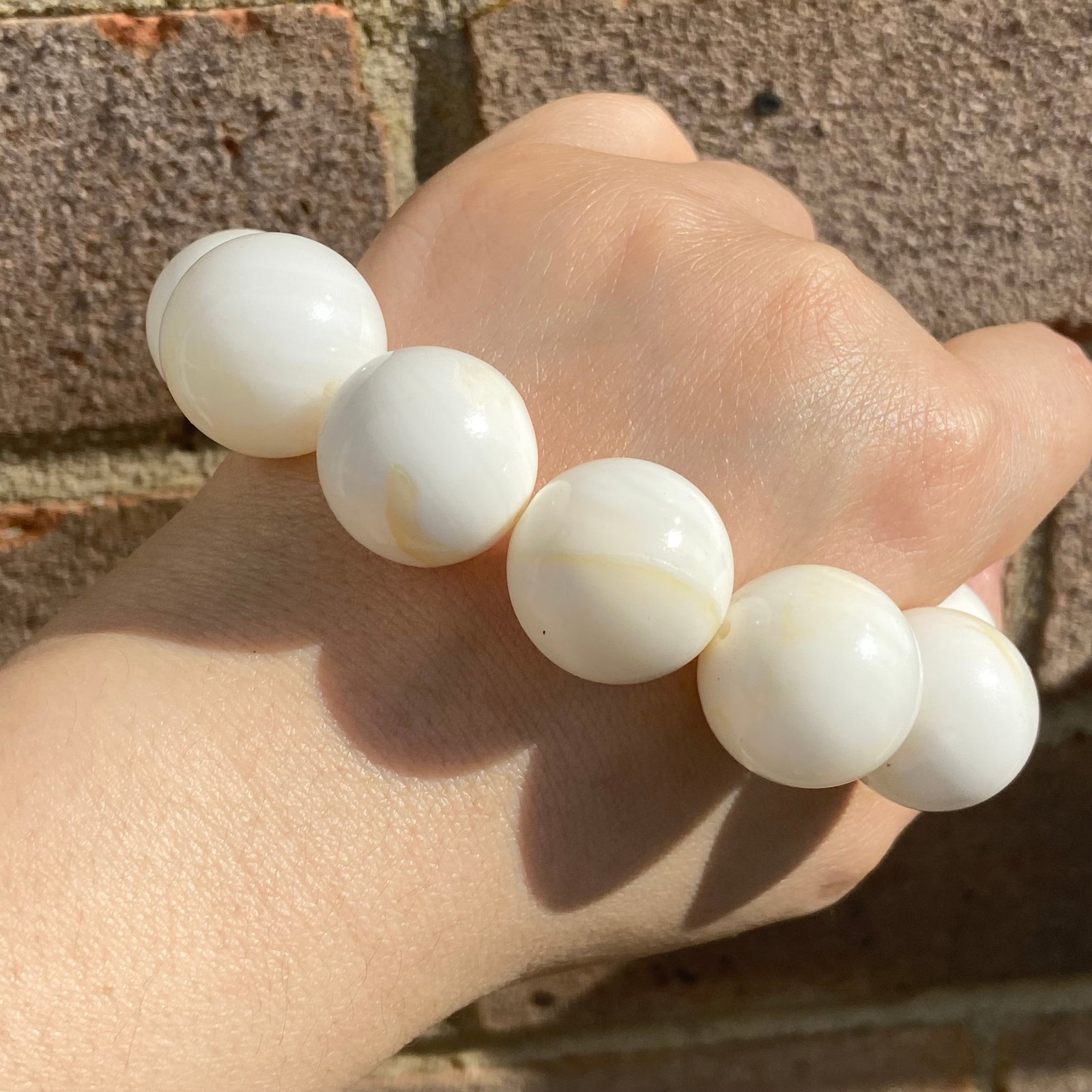 20mm Large Tridacna Gigas (Giant Clam) Shell Beads Bracelet - 9