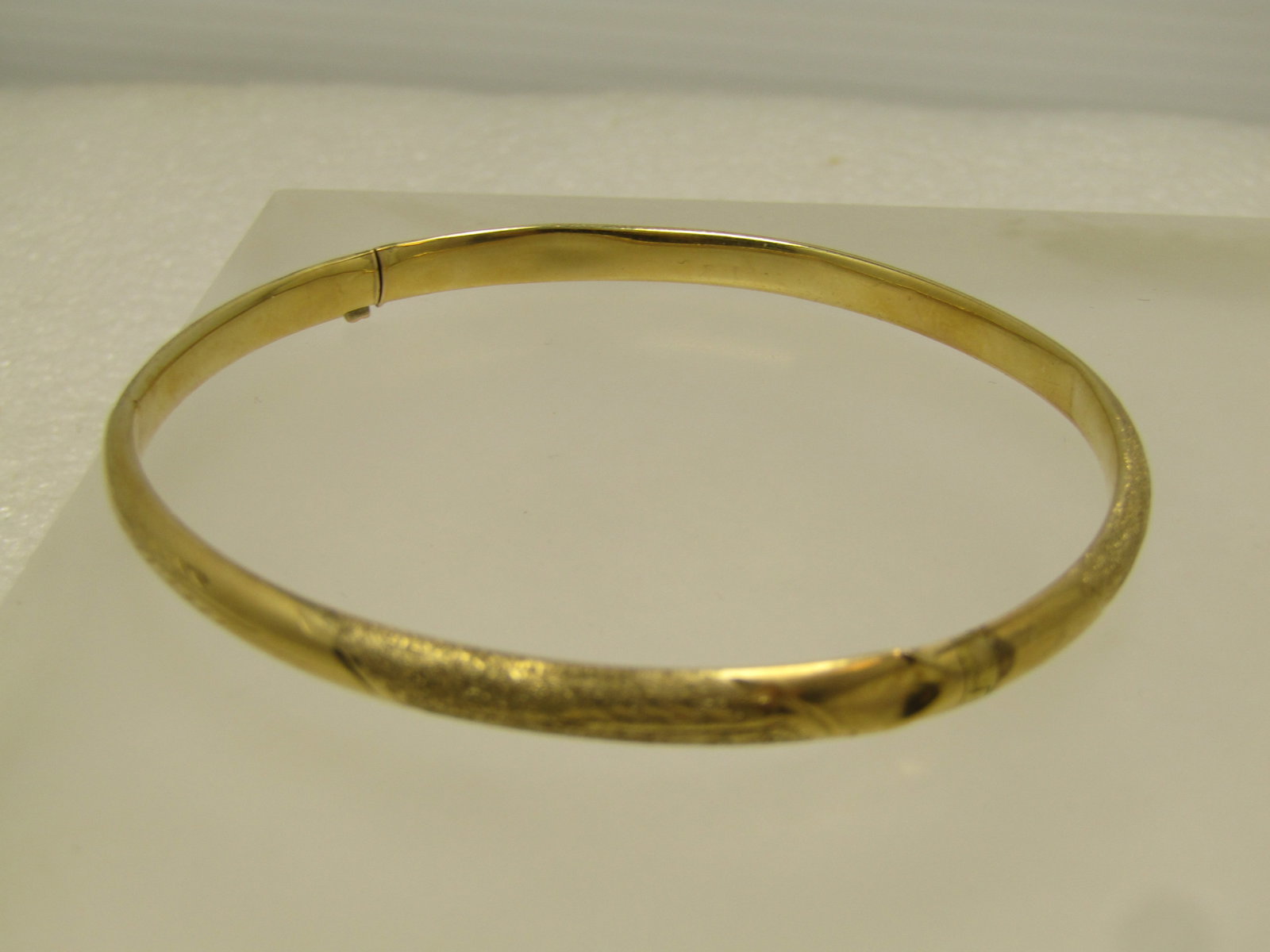 Vintage 10kt Hinged Bangle Bracelet, 7.5" 1940'S-1950'S - 5