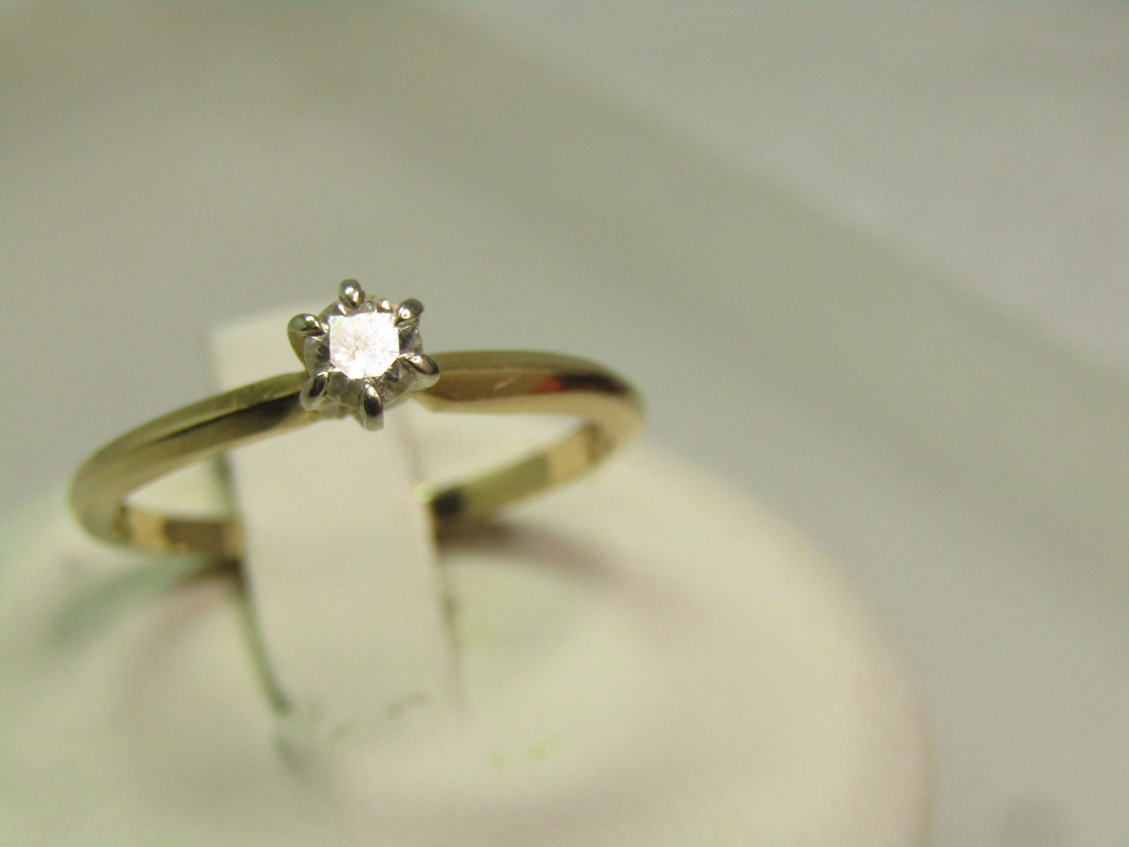 Vintage 14kt Diamond Engagement Ring. .20 Ctw, Solitaire, Sz. 7, Signed Baumf, 1960'S-1980'S: Title:Vintage 14kt Diamond Engagement Ring. .20 ctw, Solitaire, Sz. 7, Signed Baumf, 1960's-1980's Description:Vintage 14kt Diamond Engagement Ring. .20 ctw, Solitaire, Sz. 7, Signed Baumf,