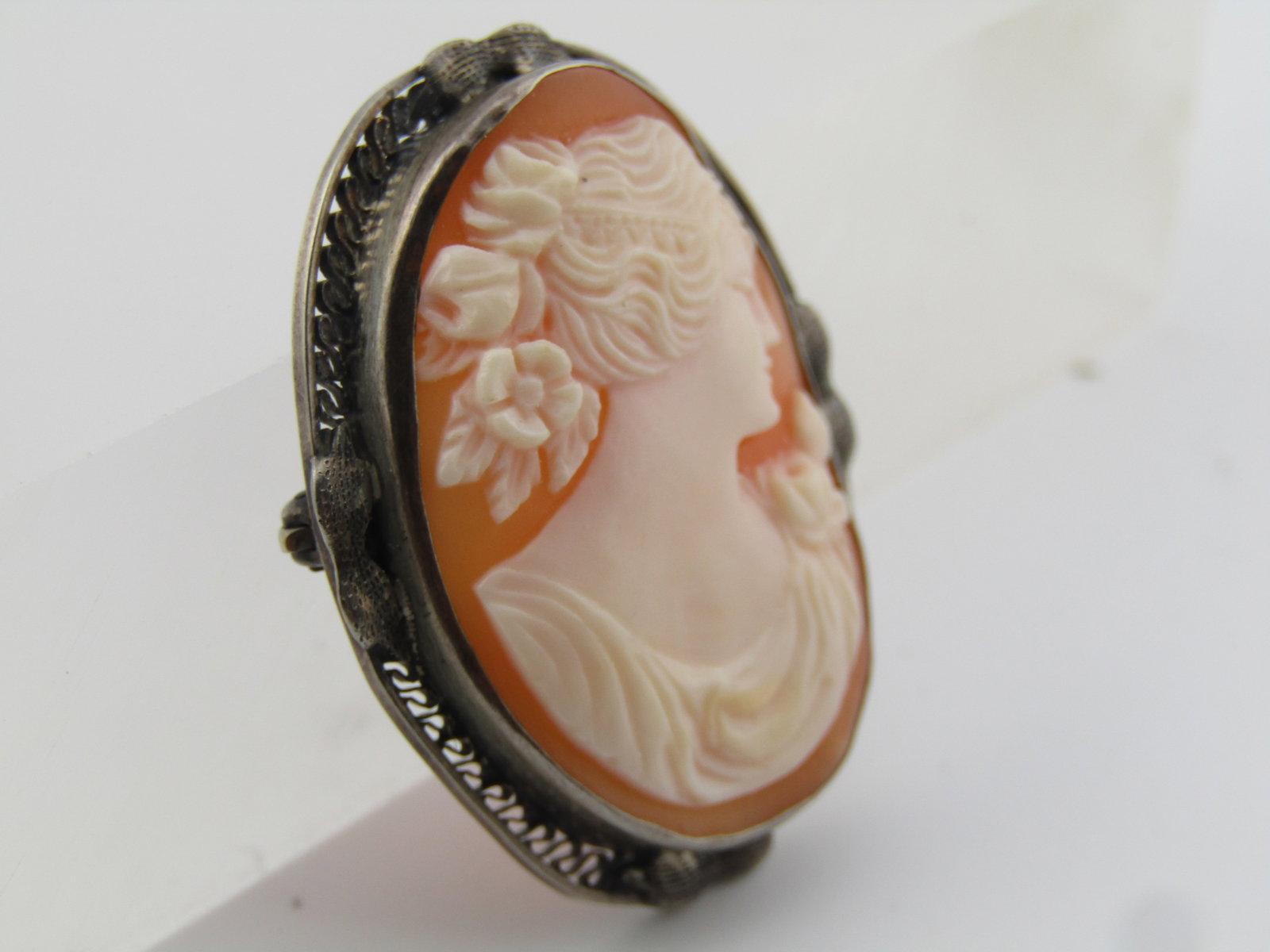 Vintage 14kt Carved Cameo Brooch/Pendant, Pre-Mid-Century. - 3