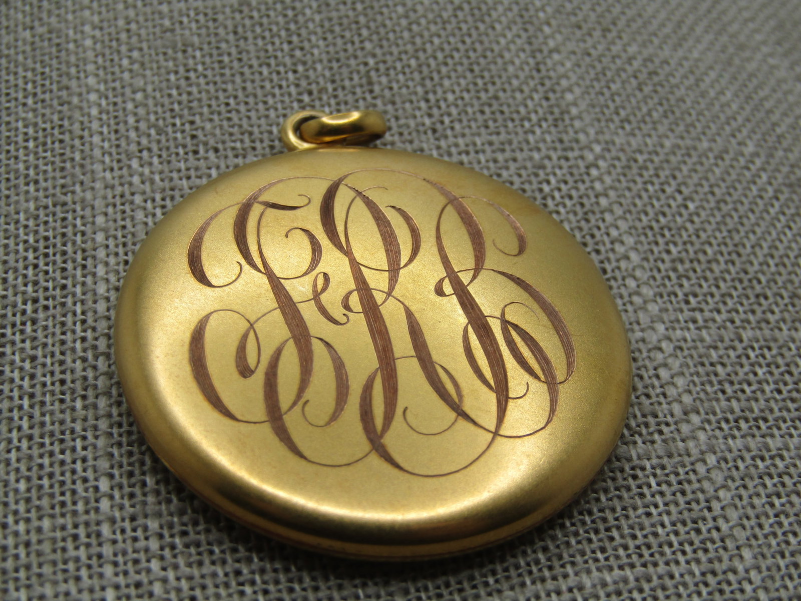Antique 18kt Monogrammed Locket With Diamond, 1900-1920'S - 2